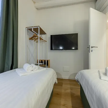 Spiga 50 By Cortivo House Apartment Milan Exterior photo